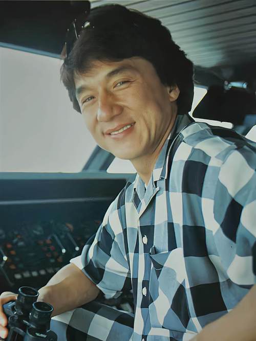 成龙与游戏,跨越时代的传奇人物